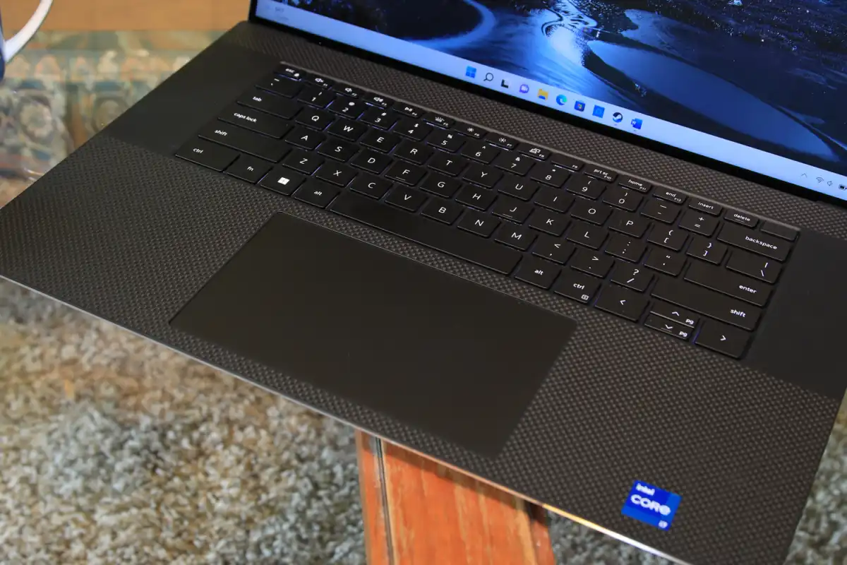 صفحه کلید Dell XPS 17