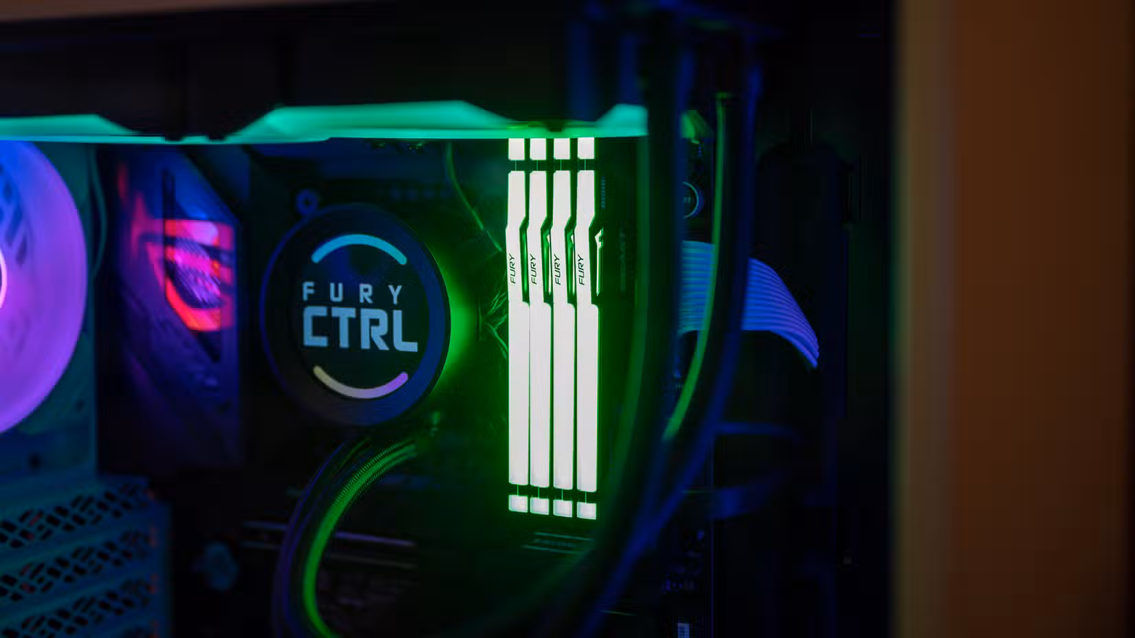 یک سیستم خنک‌شده با مایع باید از RGB نهایت استفاده را ببرد