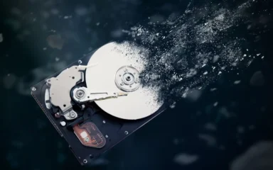 نشانه‌های خرابی هارد دیسک و راه‌های محافظت از داده‌ها